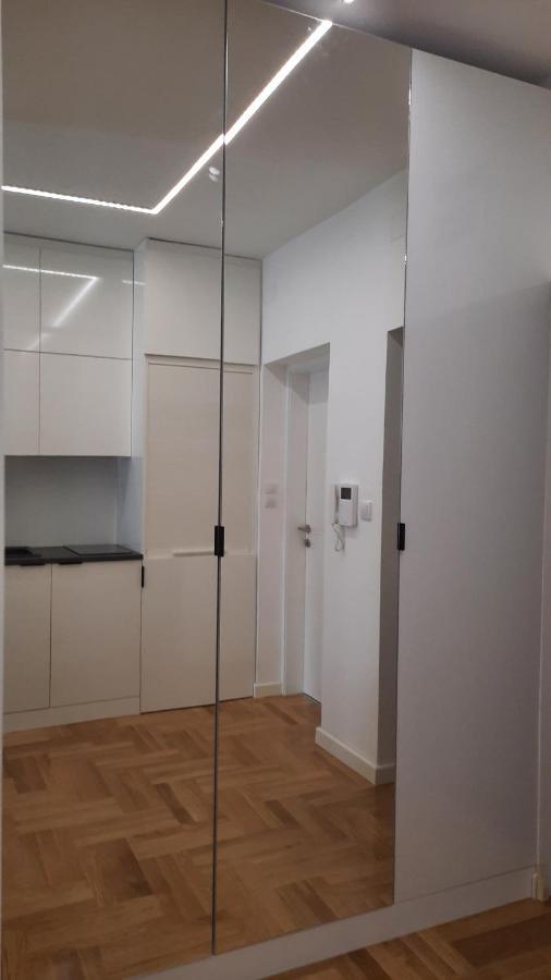 Nina Studio Apartment Бієліна Екстер'єр фото