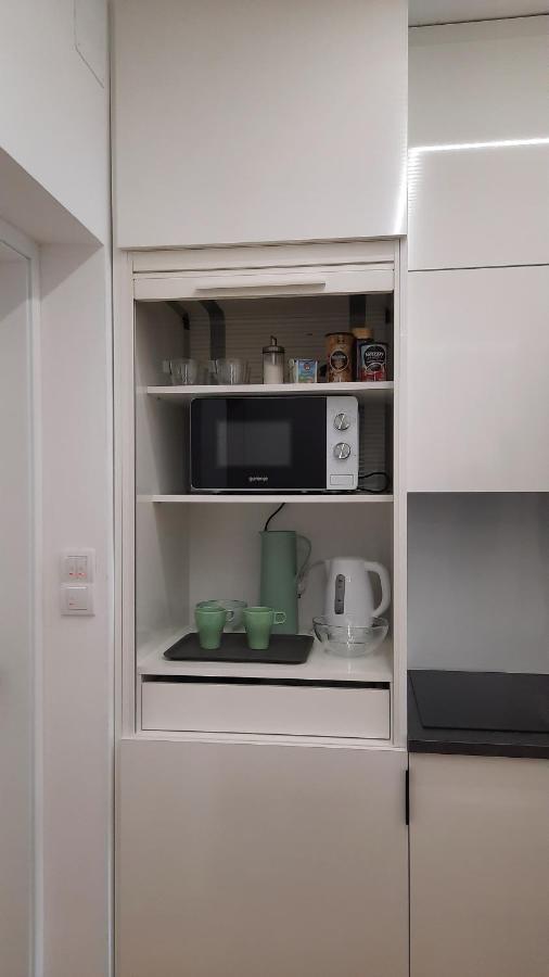 Nina Studio Apartment Бієліна Екстер'єр фото